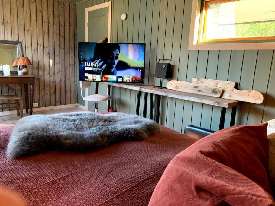 Cabin By The Fjord Oksendalsora Экстерьер фото